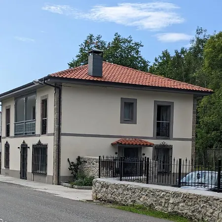 La Casa Del Tren Villa Llanes Exterior photo